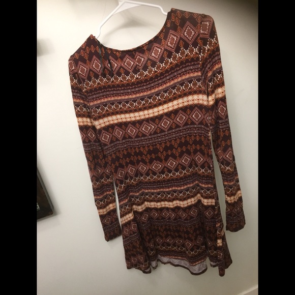 Patterned Dress - Picture 2 of 2